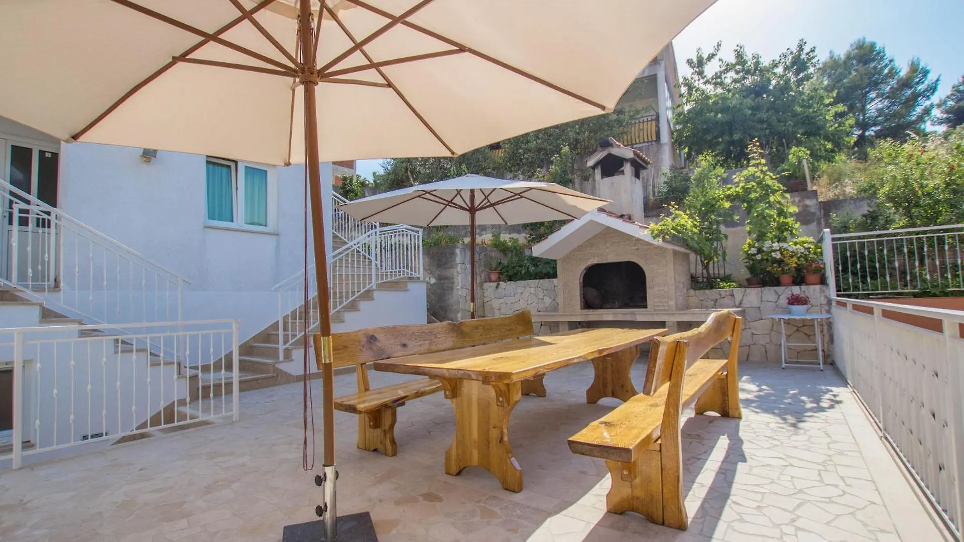 Apartments Marko Trogir 0*,